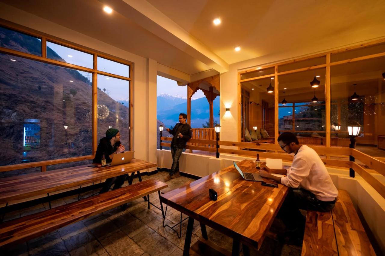 Хостел Zostel Dobhi, Manali Nagar  Экстерьер фото