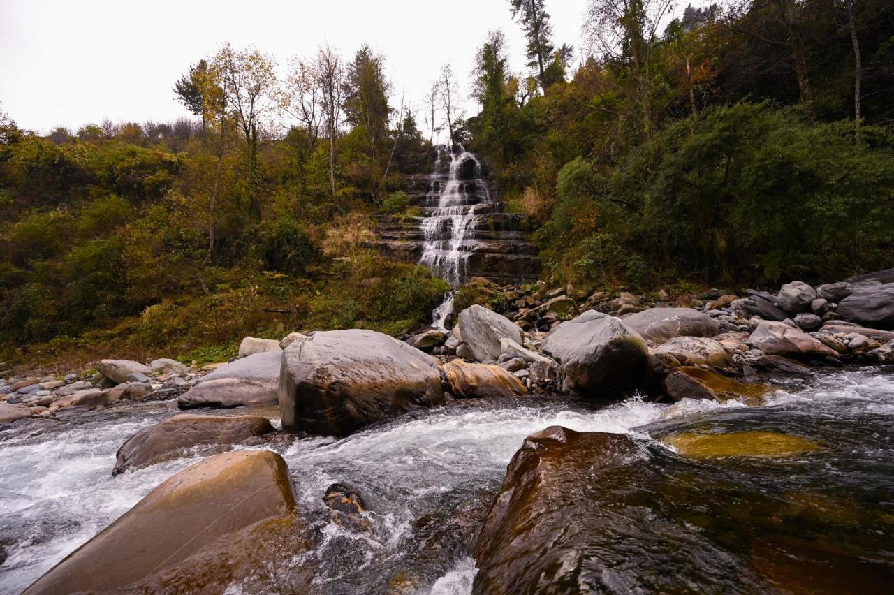 Хостел Zostel Dobhi, Manali Nagar  Экстерьер фото